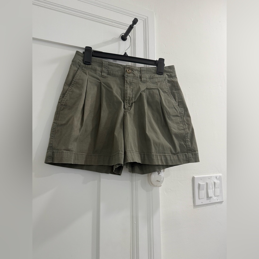 A new day (target) olive green stretch pleated shorts
